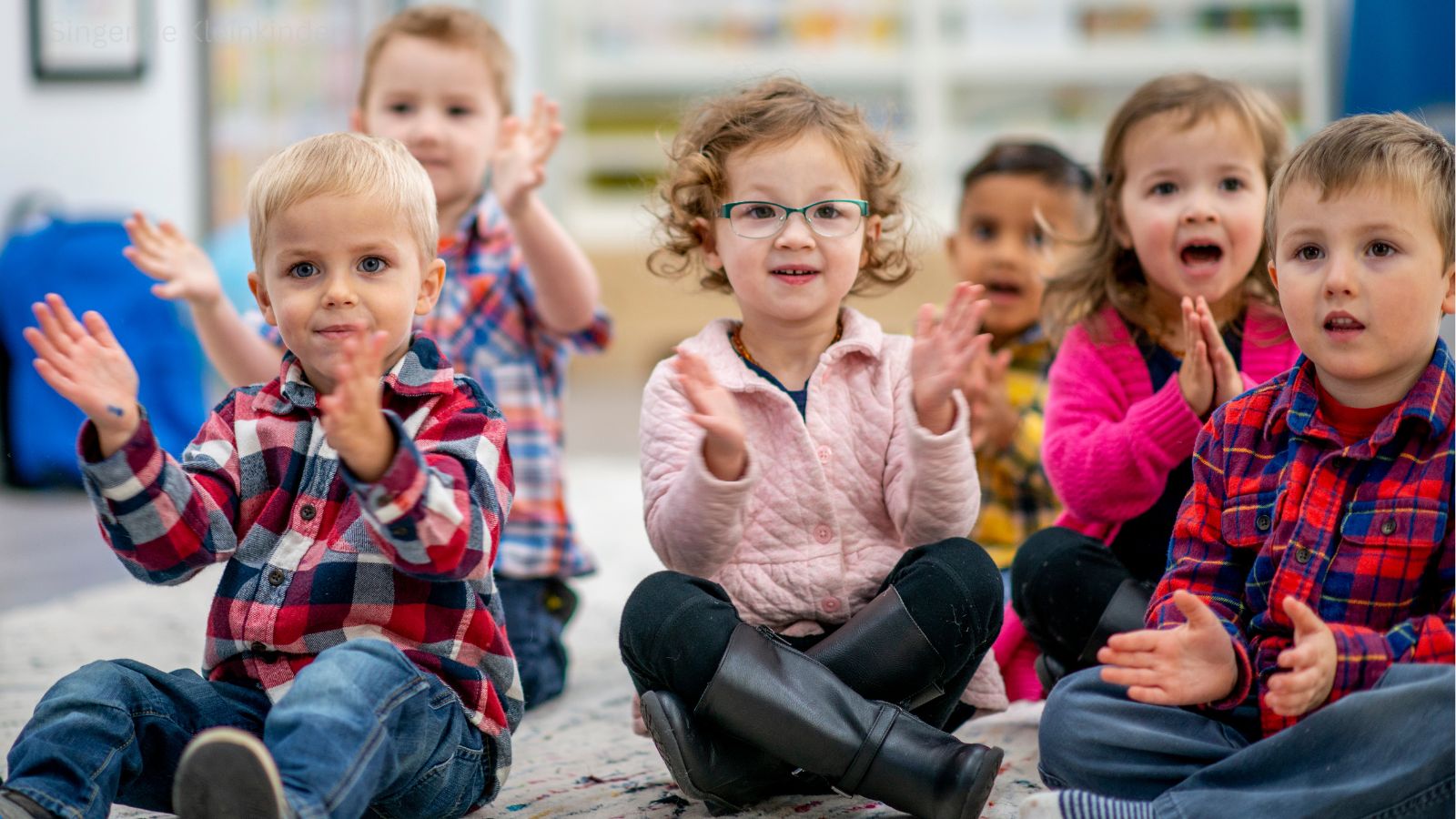 Singende Kindergartenkinder