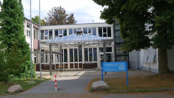 Ev. Schule Frohnau von außen